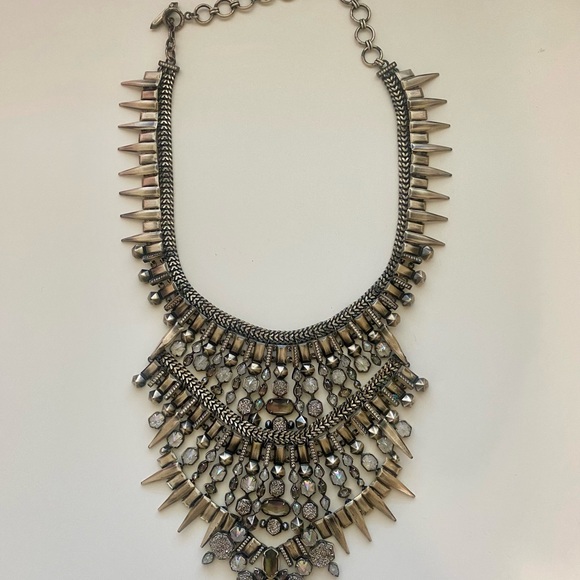 Kendra Scott Serayah Vintage Necklace - Picture 4 of 6